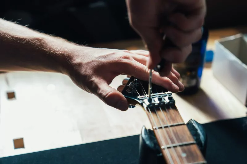 atelier réparation guitare - Le Studio par Arpèges