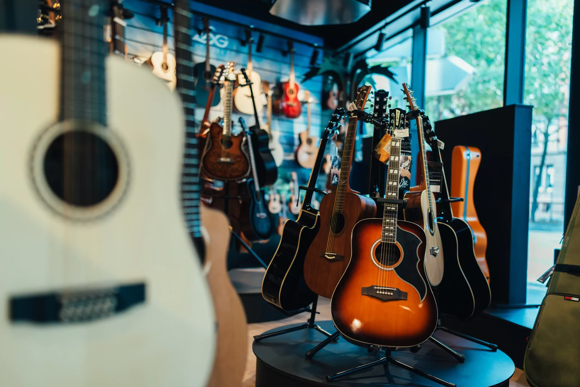 rayon-guitare-eko-folk-le-studio